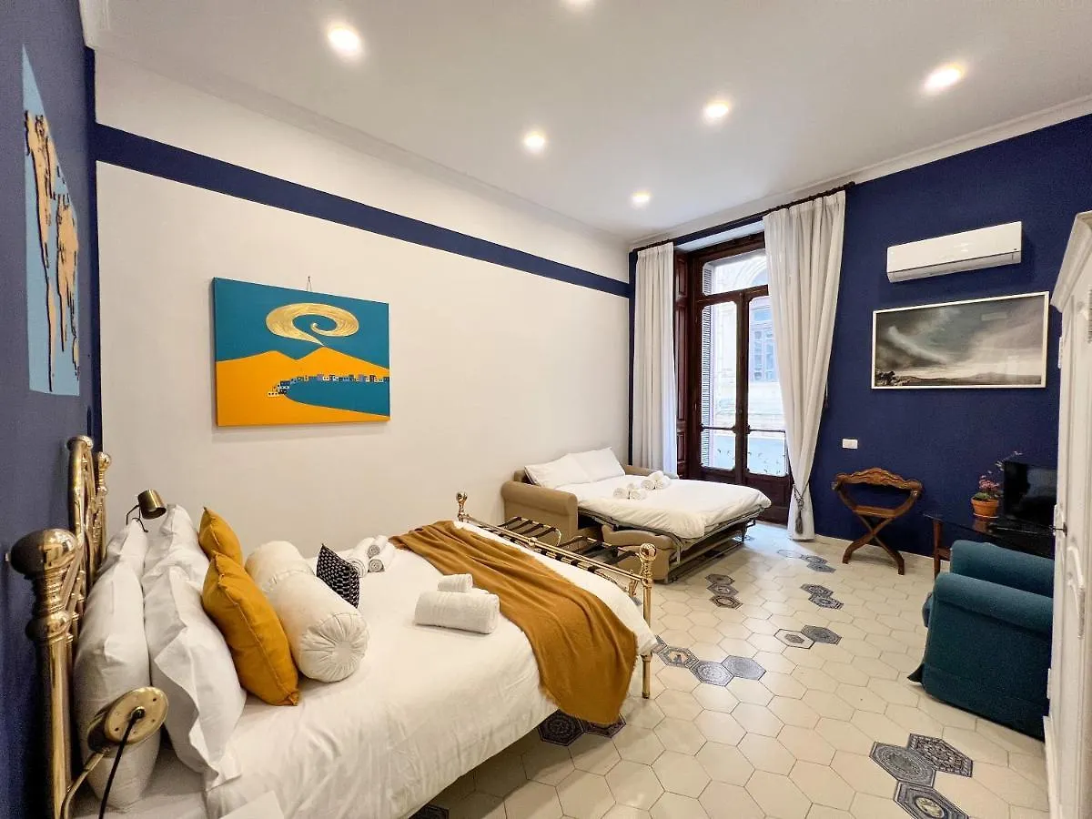 *** Couette-café Bed and breakfast Sibilla Napoli Italie